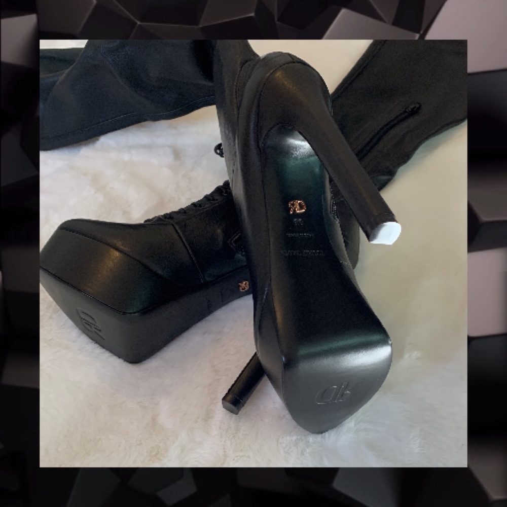 Black Leather Thigh High Stiletto Boots By Ruthie Davis - Picture 8 of 8